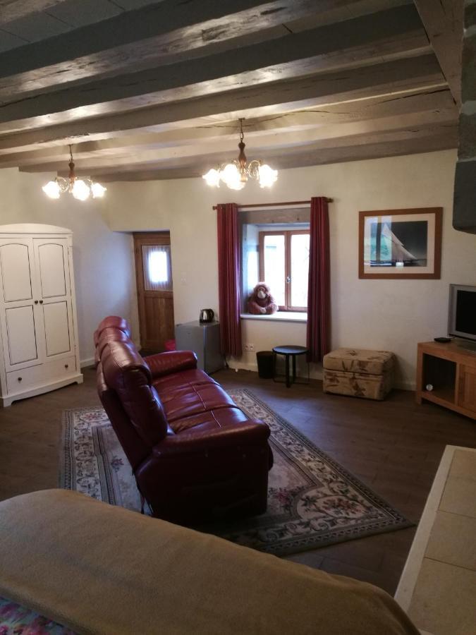 Bed and Breakfast Chez Pastuso Brigueuil-le-Chantre Esterno foto